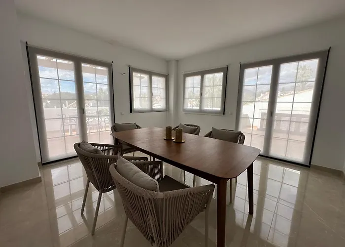 Aldea Blanca Elegant Penthouse In Puerto Banus * מארבלה