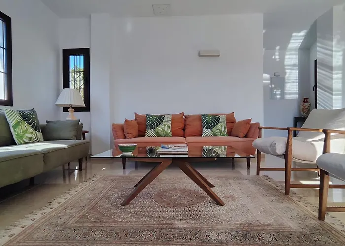 Aldea Blanca Elegant Penthouse In Puerto Banus * מארבלה