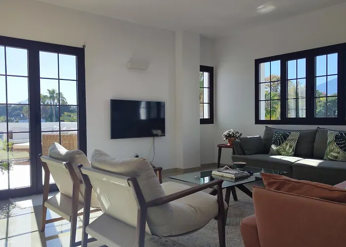 Aldea Blanca Elegant Penthouse In Puerto Banus * מארבלה